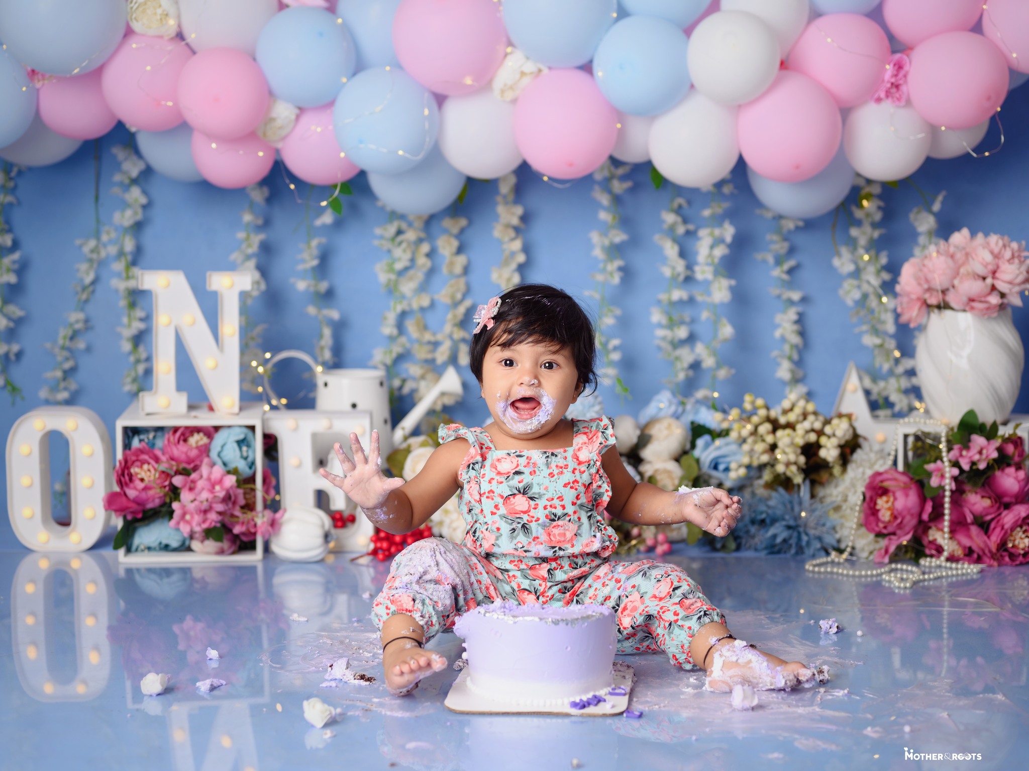 How to Plan a 1st Birthday Cake Smash Photoshoot Without Stress