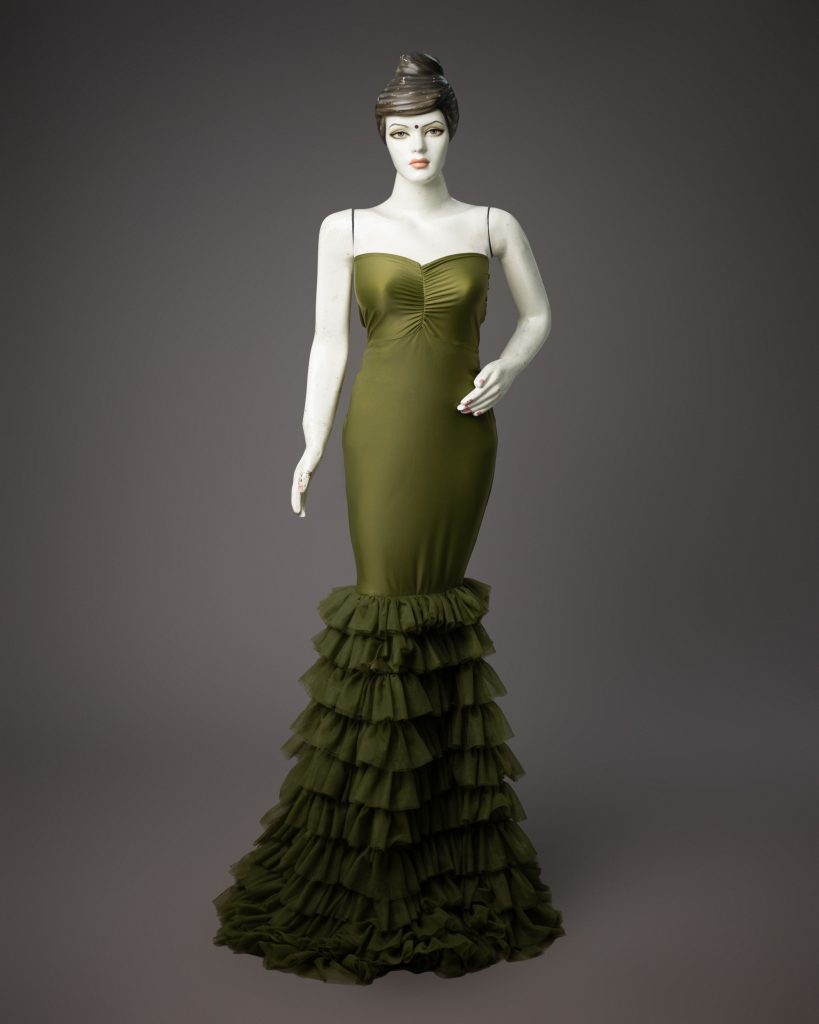Maternity Photoshoot Dark Green Gown