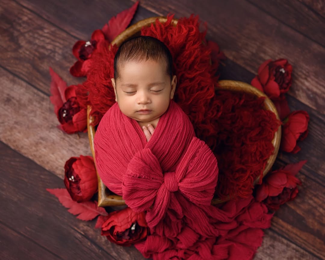 Newborn Wonders: Cherishing Moments with Mother & Roots