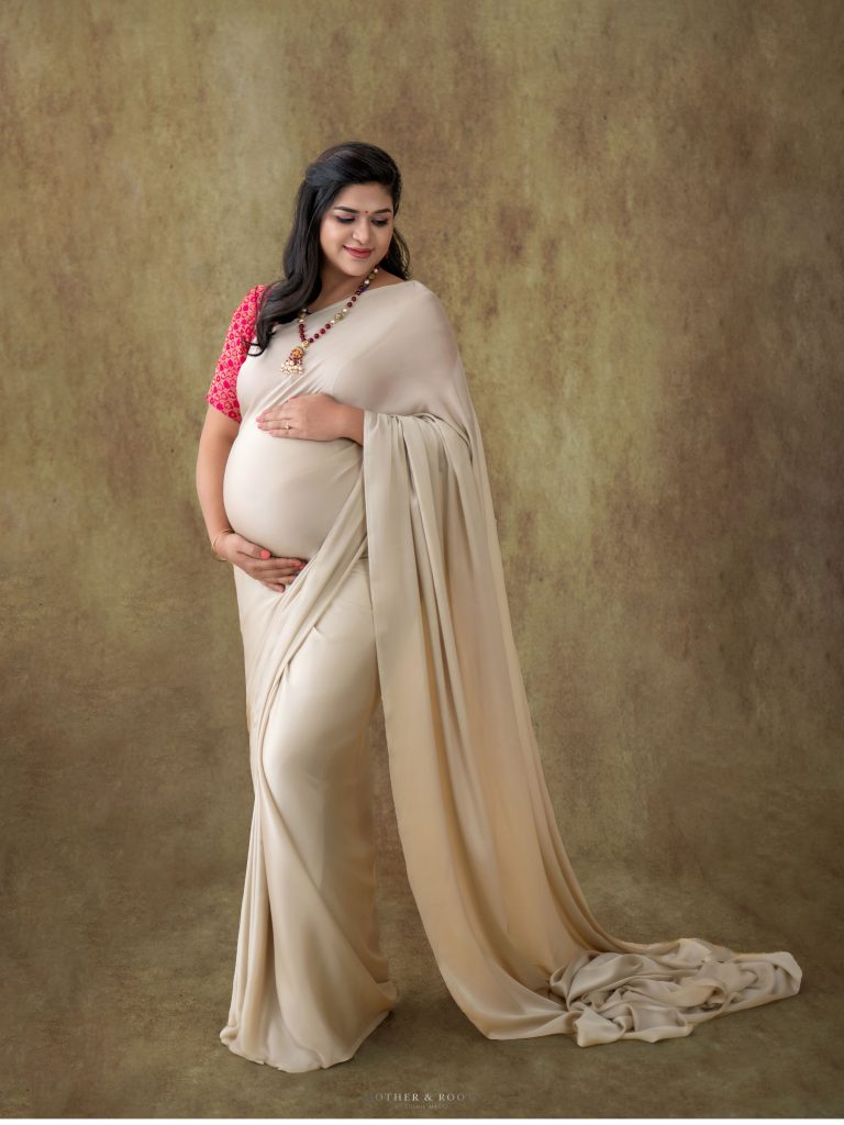 Professional Maternity Photographer in Nagpur