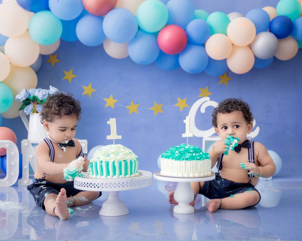 twins cake smash photoshoot