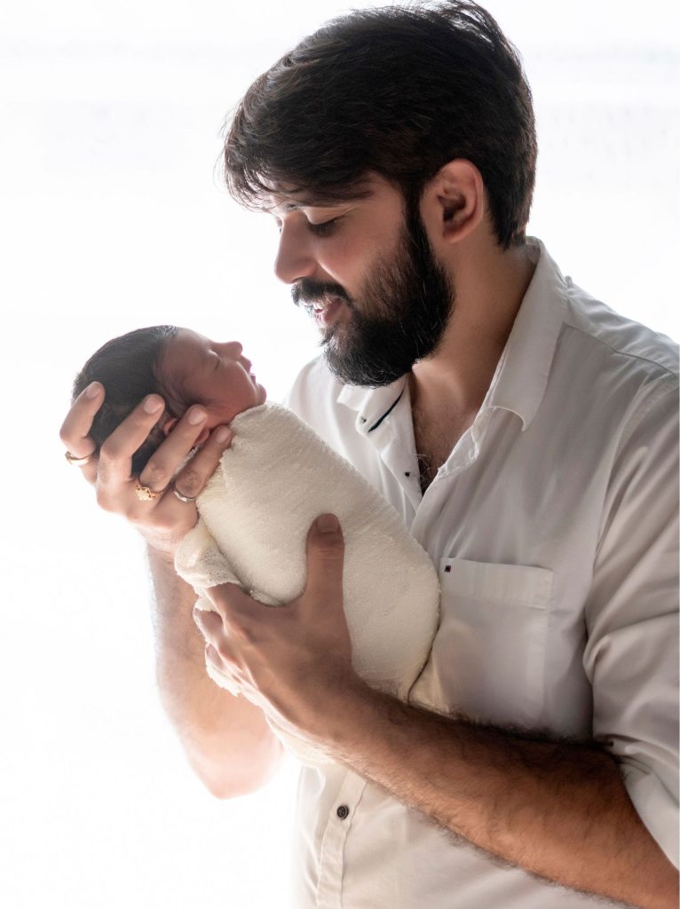 newborn and father photoshoot